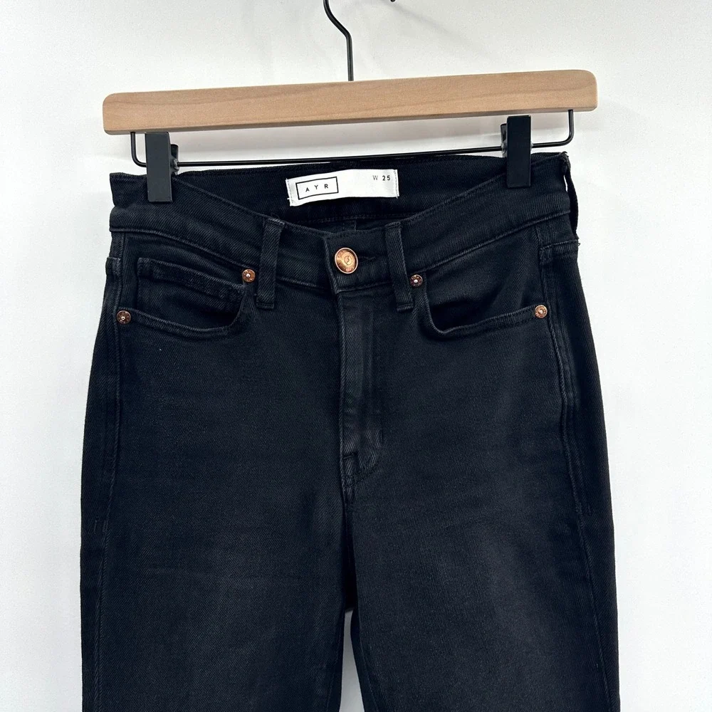 AYR The Rocker Straight Leg Crop Raw Hem in Magnetic Black Size 25 - Picture 5 of 13
